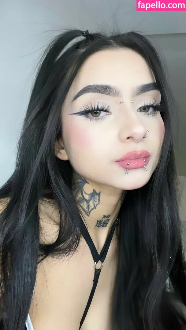 Yoursiickdoll photo #12